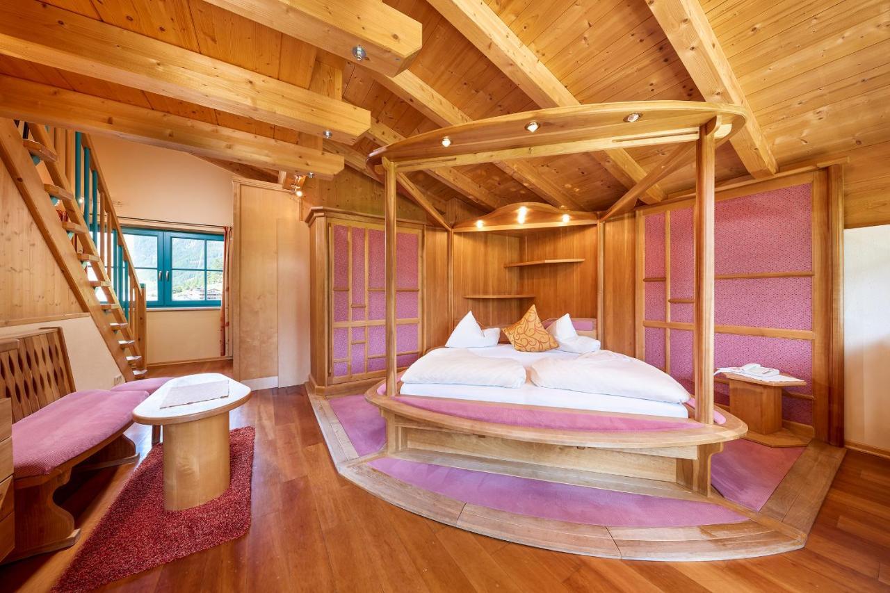 Hotel Sunny Soelden Екстер'єр фото