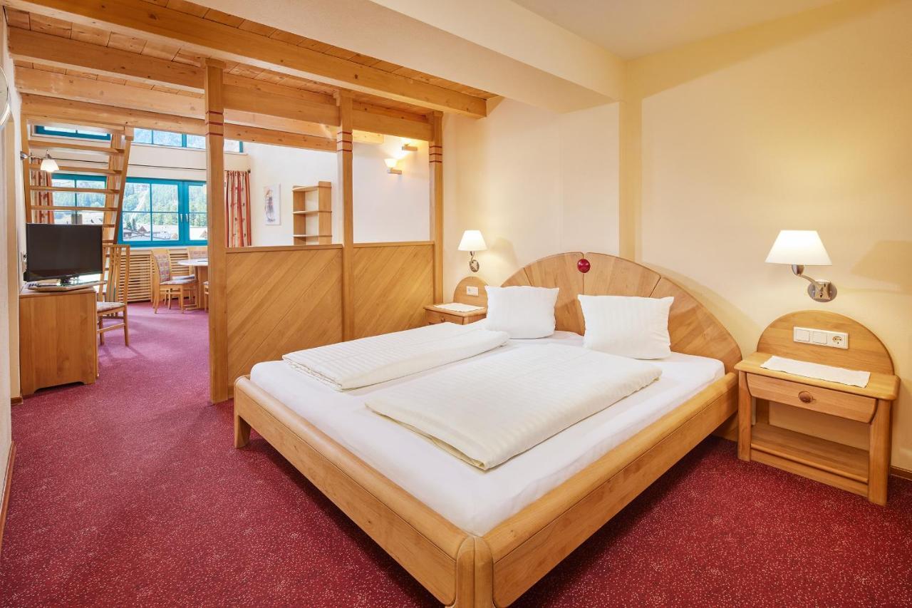 Hotel Sunny Soelden Екстер'єр фото