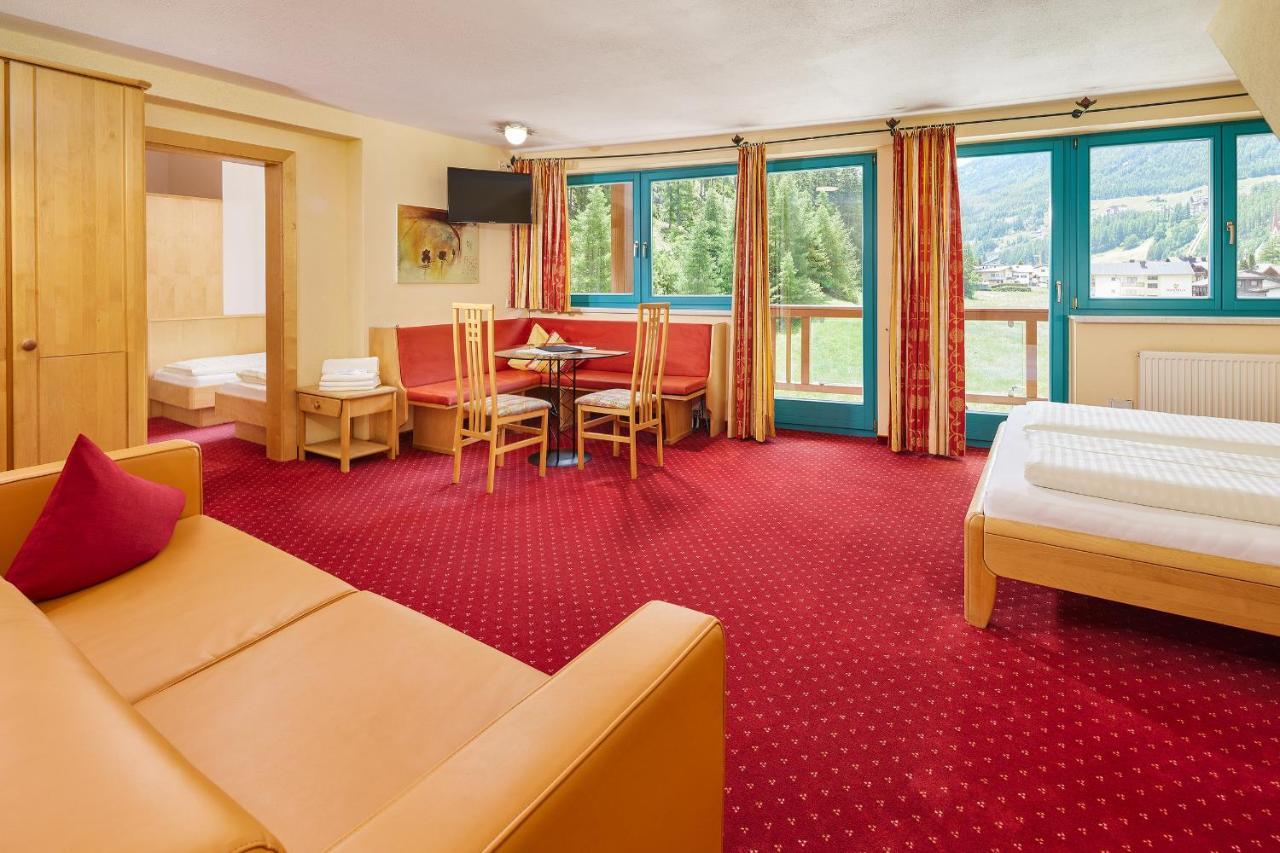 Hotel Sunny Soelden Екстер'єр фото