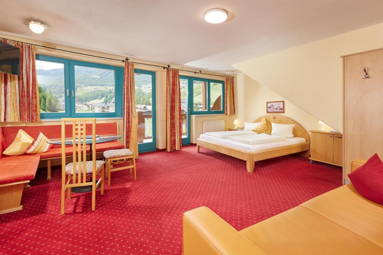 Hotel Sunny Soelden Екстер'єр фото